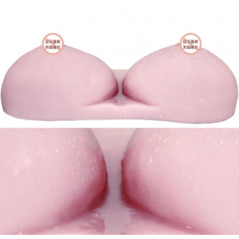 Аппетитная реалистичная грудь 5-го размера
